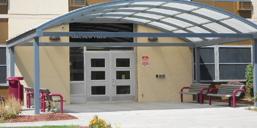 Lakeview Plaza entrance